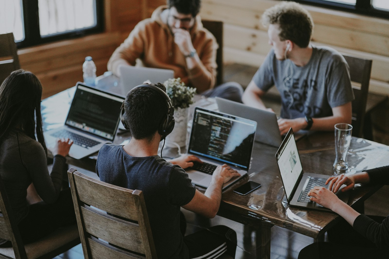 NovaLink team working together